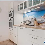 Appartement Fraeulein Loddin Whg_ Hugo
