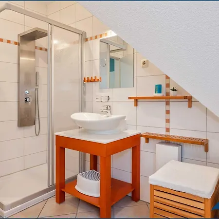 Fraeulein Loddin Whg_ Hugo