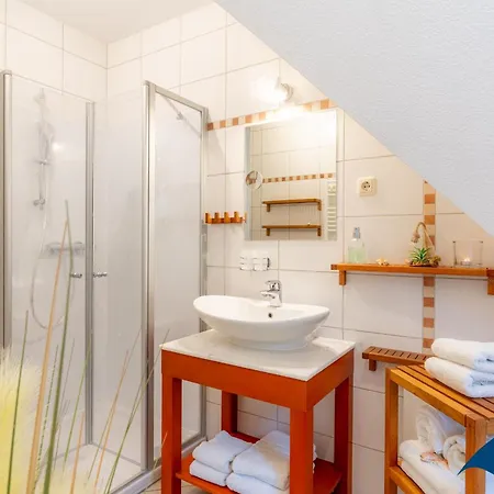 Apartment Fräulein Loddin Whg. Hugo Ostseebad Kölpinsee